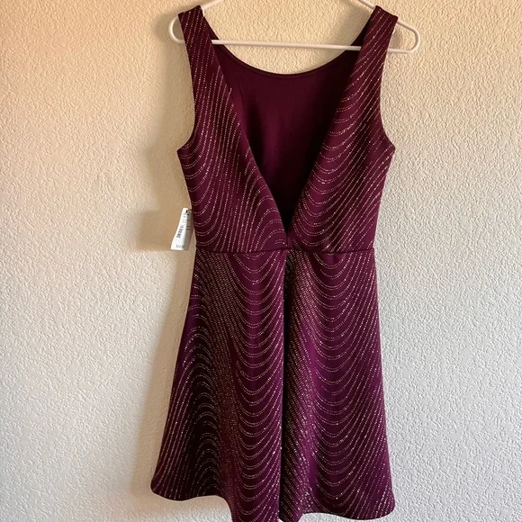 bailey blue | Dresses | Nwt Bailey Blue Maroon Plum And Gold Sequin V Neck  Cocktail Dress | Poshmark